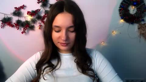 Snapshot of elizsun chatting on 12.20.25 elizsun online show from 12.20.25