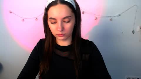 Snapshot of elizsun chatting on 03.13.26 elizsun online show from 03.13.26