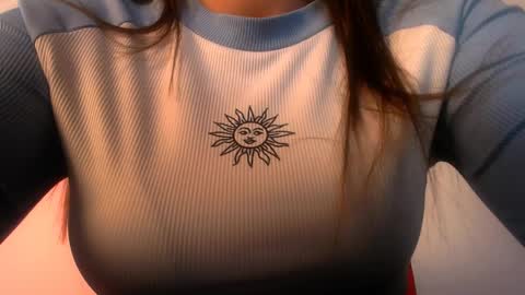 Snapshot of elizsun chatting on 04.02.26 elizsun online show from 04.02.26