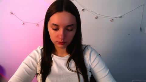 Snapshot of elizsun chatting on 04.17.26 elizsun online show from 04.17.26