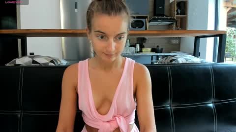 Eliz                               online show from 04.24.26