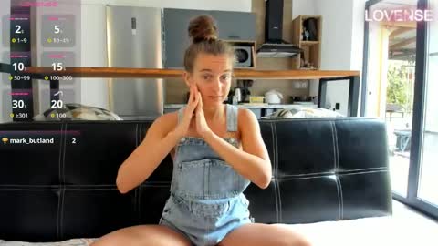 Eliz                               online show from 05.02.26