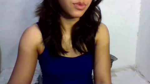 ella_babe25 online show from 04.26.26