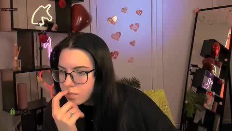 Snapshot of ella_coco chatting on 02.10.26 ella_coco online show from 02.10.26