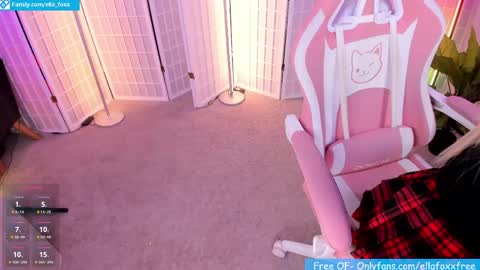 ella_foxx online show from 06.03.26