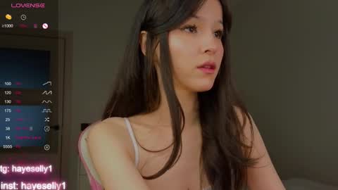 Snapshot of ella_hayes chatting on 11.17.25 Ella NEXT STREAM 1TH DECEMBER 1200 - 0800 AM AT MOSCOW TIME online show from 11.17.25