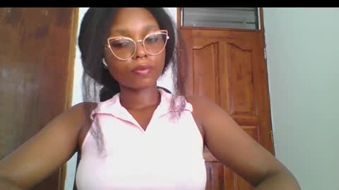 Ella online show from 01.17.25