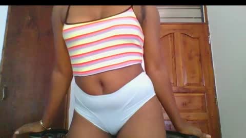 Ella online show from 02.20.25