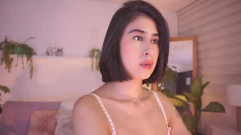 ELLA OWEN online show from 04.26.26