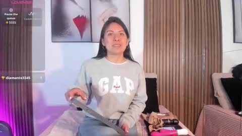 ella rouse online show from 10.08.25