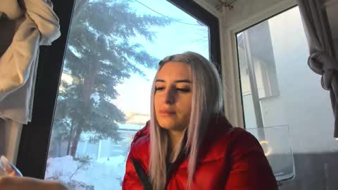 ella_vee online show from 02.19.26