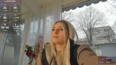 ella_vee online show from 04.03.26