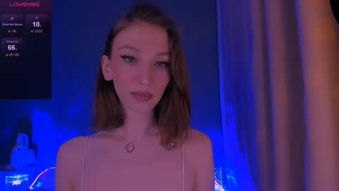 ellaamber online show from 11.27.25