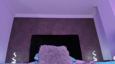 Snapshot of ellaamuller chatting on 02.05.25 Ellaa Muller online show from 02.05.25