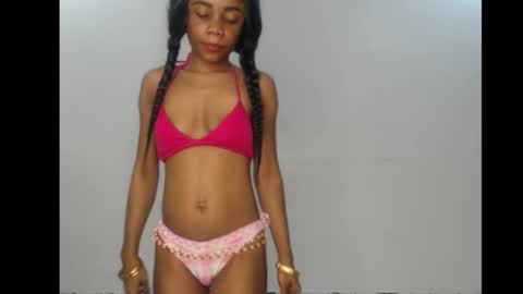 Snapshot of ellababy8 chatting on 10.30.25 ella online show from 10.30.25