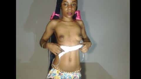 Snapshot of ellababy8 chatting on 11.03.25 ella online show from 11.03.25