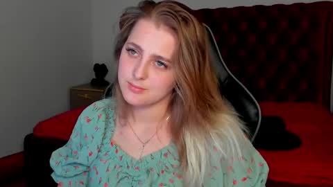 EllaBells online show from 04.23.26