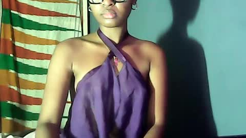 Snapshot of ellah245 chatting on 06.16.26 ellah245 online show from 06.16.26