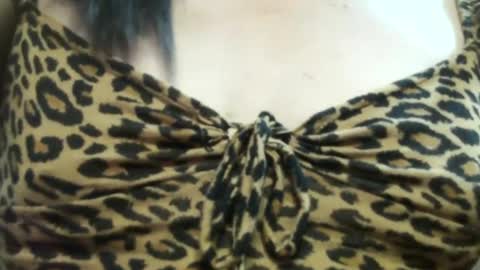 Snapshot of ellah_morena chatting on 01.25.25 Ellah online show from 01.25.25