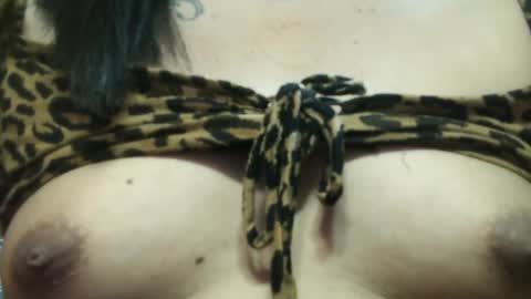 Snapshot of ellah_morena chatting on 01.28.25 Ellah online show from 01.28.25