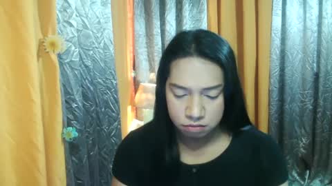 Snapshot of ellah_morena chatting on 02.05.25 Ellah online show from 02.05.25