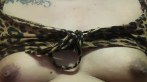 Snapshot of ellah_morena chatting on 02.15.25 Ellah online show from 02.15.25