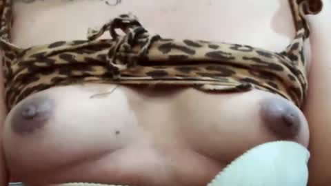 Snapshot of ellah_morena chatting on 09.14.25 Ellah online show from 09.14.25