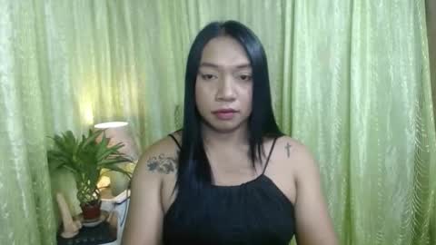 Snapshot of ellah_morena chatting on 10.17.25 Ellah online show from 10.17.25