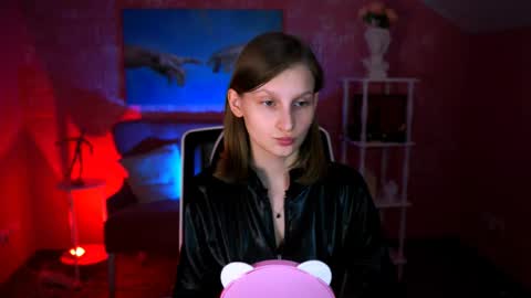 Ella online show from 04.19.26