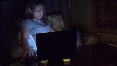 ellajohnsonx online show from 04.03.26