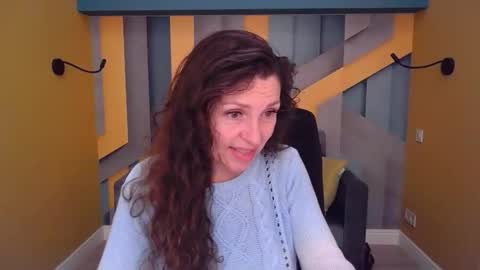 EllaLongs online show from 05.05.26