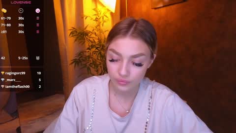 ellamilla online show from 01.09.25