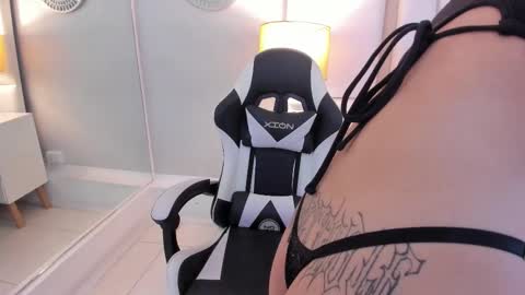 Ella Sanders online show from 03.07.26