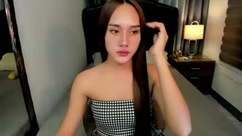 Snapshot of ellats_18 chatting on 02.03.25 Sophia online show from 02.03.25