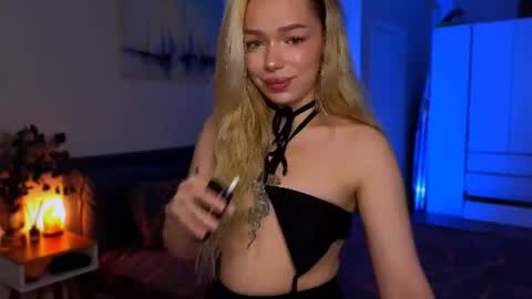 Ella online show from 07.11.26