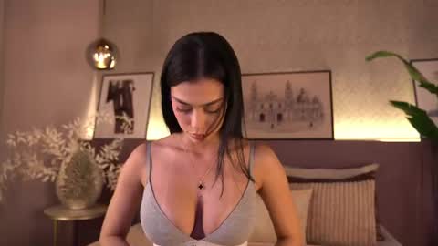 Elle Diane online show from 06.11.26