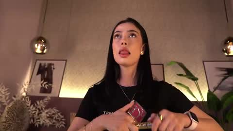 Elle Diane online show from 06.15.26