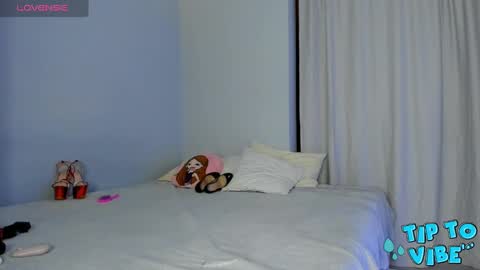 Snapshot of ellenmays chatting on 02.12.25 Ellen online show from 02.12.25