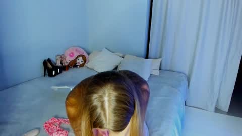 Snapshot of ellenmays chatting on 02.14.25 Ellen online show from 02.14.25