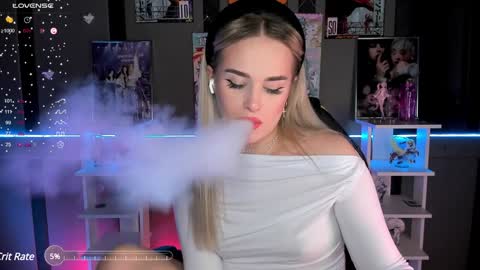 Snapshot of ellensoftt chatting on 12.08.24 Maria online show from 12.08.24