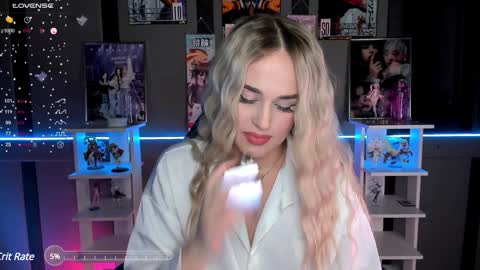 Snapshot of ellensoftt chatting on 12.12.24 Maria online show from 12.12.24