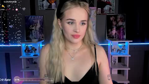 Snapshot of ellensoftt chatting on 12.21.24 Maria online show from 12.21.24