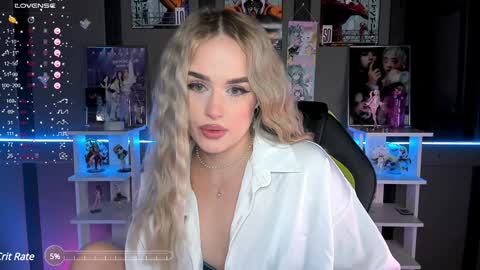 Snapshot of ellensoftt chatting on 01.19.25 Maria online show from 01.19.25