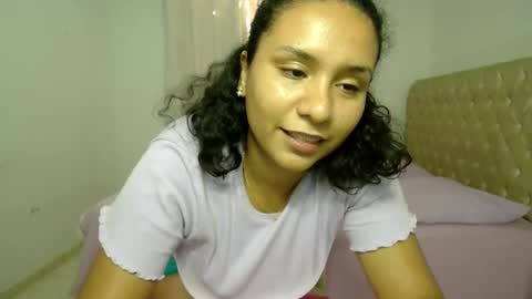 Snapshot of ellette_ chatting on 12.16.24 princess online show from 12.16.24