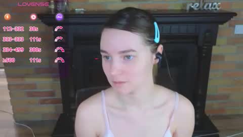Snapshot of ellie_babyy chatting on 04.30.26 Ellie online show from 04.30.26