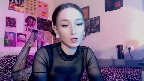 Eleonora online show from 01.22.25