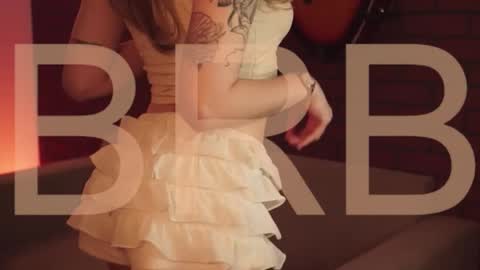 Snapshot of elliecutes chatting on 01.13.26 elliecutes online show from 01.13.26