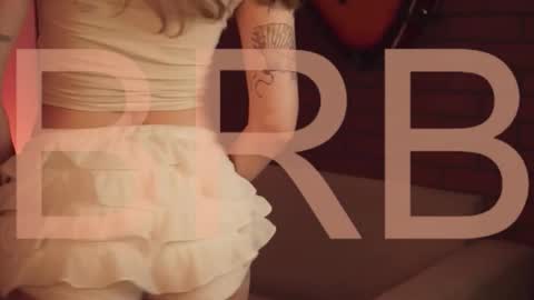 Snapshot of elliecutes chatting on 02.03.26 elliecutes online show from 02.03.26