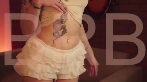 Snapshot of elliecutes chatting on 02.07.26 elliecutes online show from 02.07.26