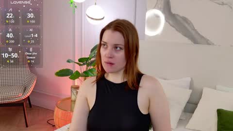 Snapshot of elliegarson__ chatting on 06.04.26 elliegarson__ online show from 06.04.26